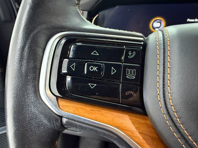 Used 2022 Jeep Grand Wagoneer Series III w/ Rear Seat Video Group 1 AWD/4WD image 11