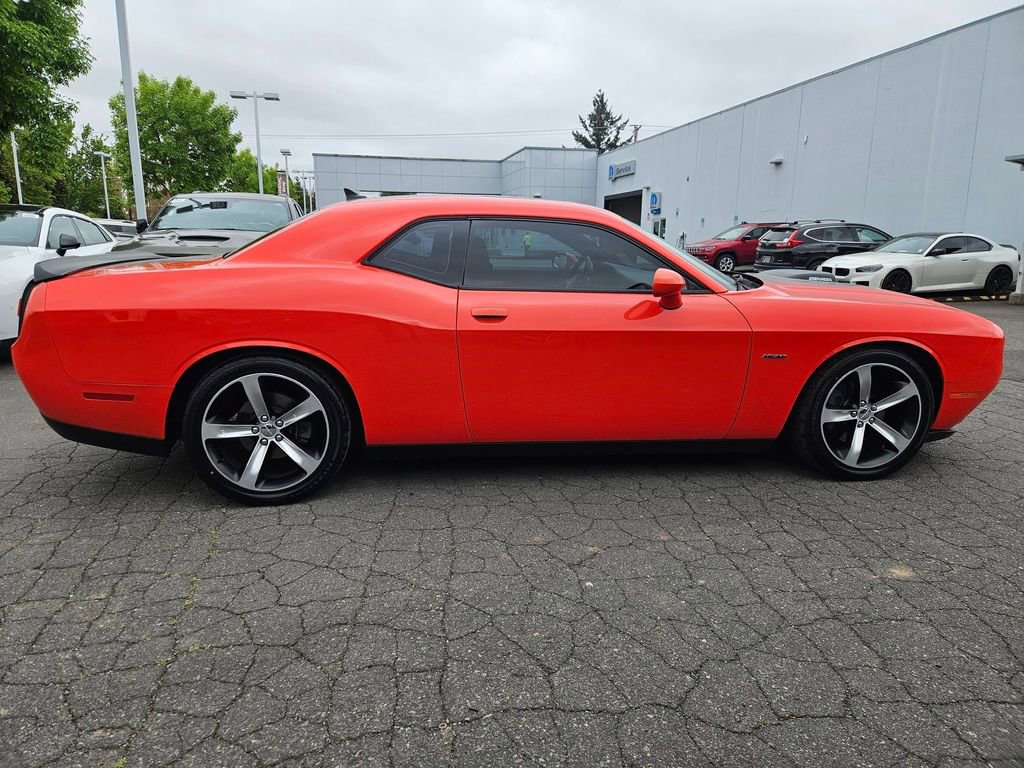 Used 2016 Dodge Challenger R/T Plus RWD image 8
