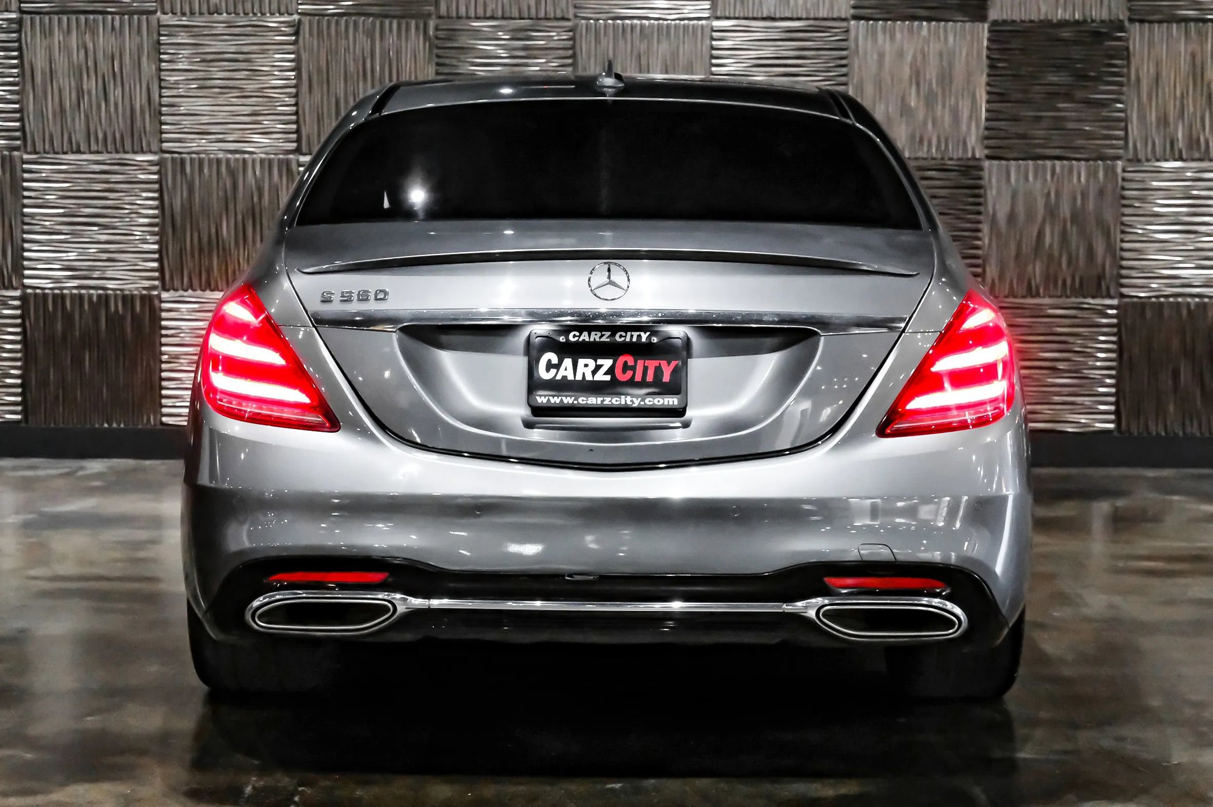 Used 2019 Mercedes-Benz S 560 Sedan image 9