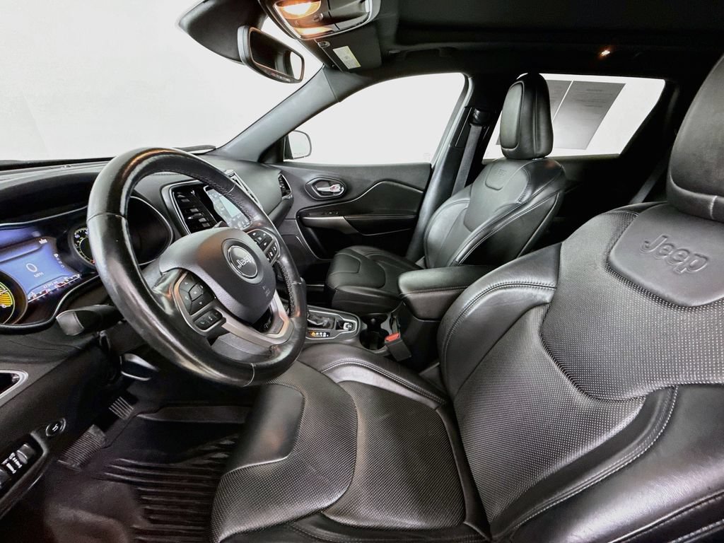 Used 2019 Jeep Cherokee High Altitude AWD/4WD image 22