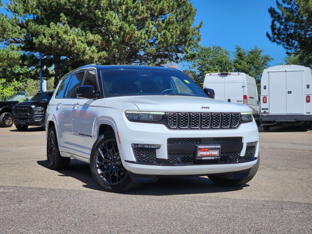 Used 2025 Jeep Grand Cherokee L Summit AWD/4WD image 1