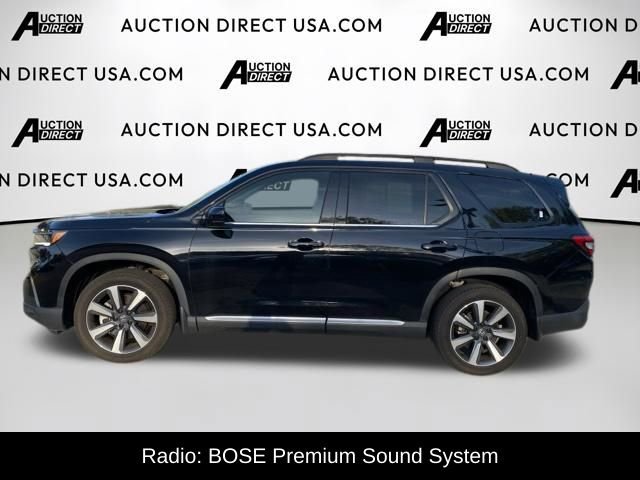 Used 2024 Honda Pilot Touring image 3