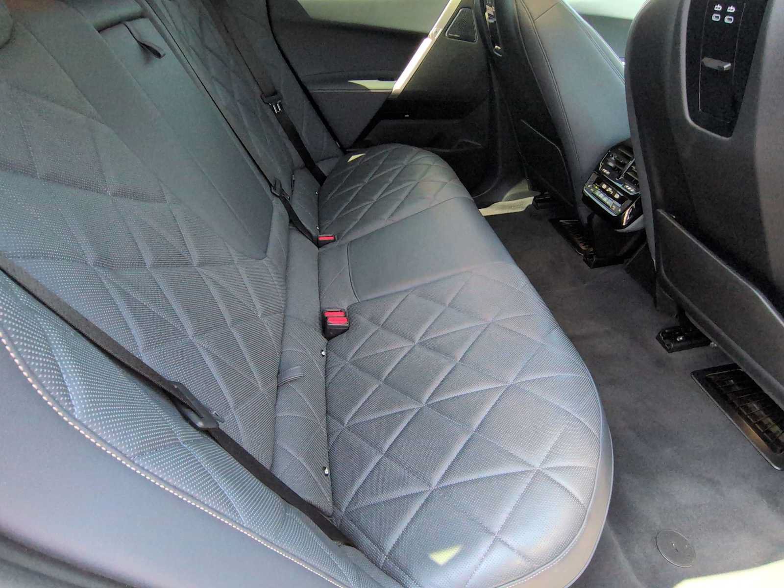 Used 2023 BMW iX M60 AWD/4WD image 20