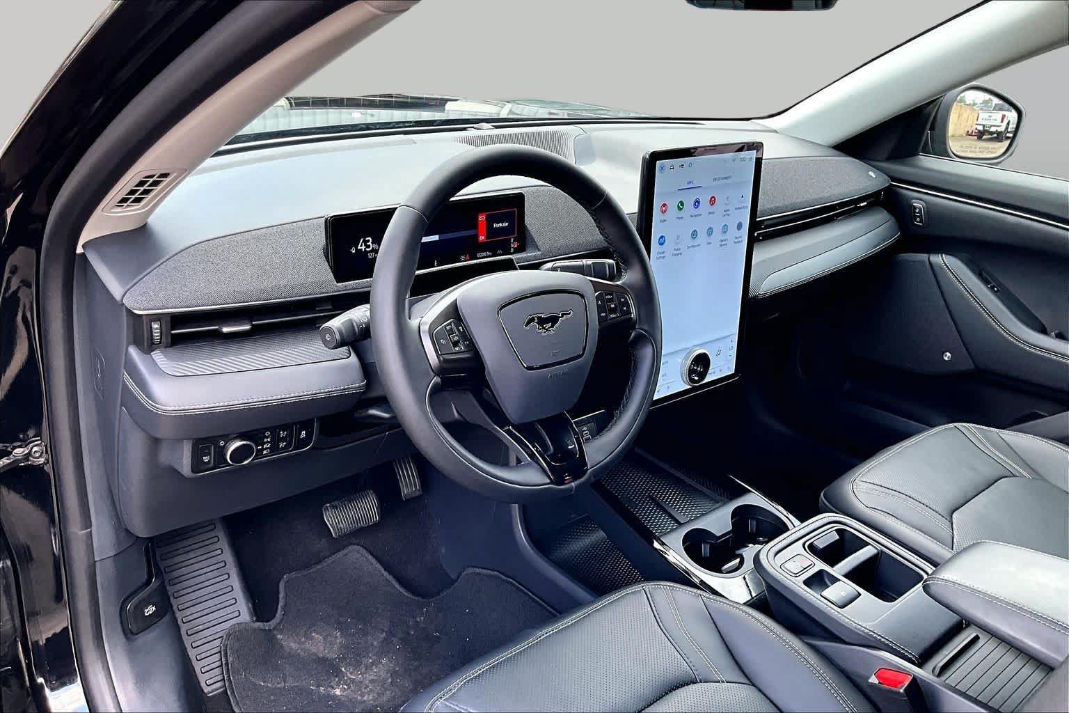 Certified 2025 Ford Mustang Mach-E Premium RWD image 17