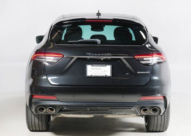 Used 2022 Maserati Levante Modena AWD/4WD image 7