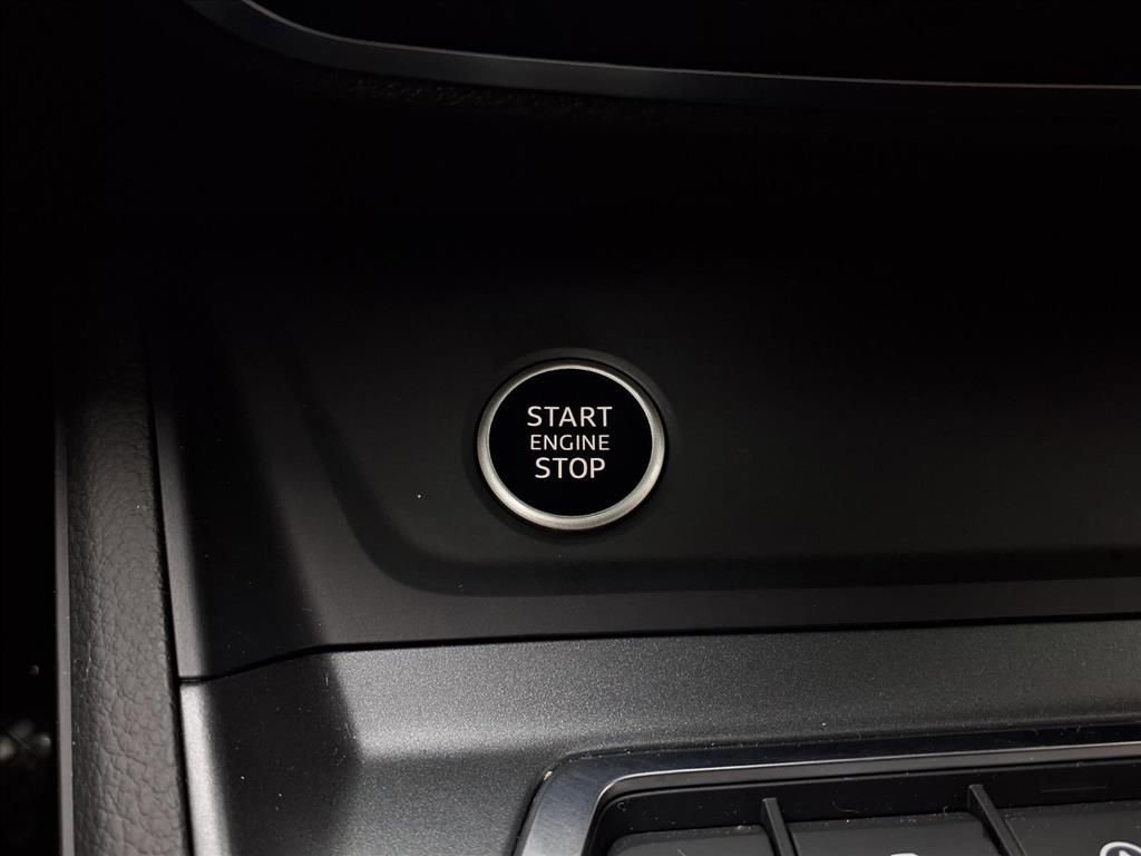 Used 2025 Audi Q3 2.0T Premium w/ Convenience Package image 18