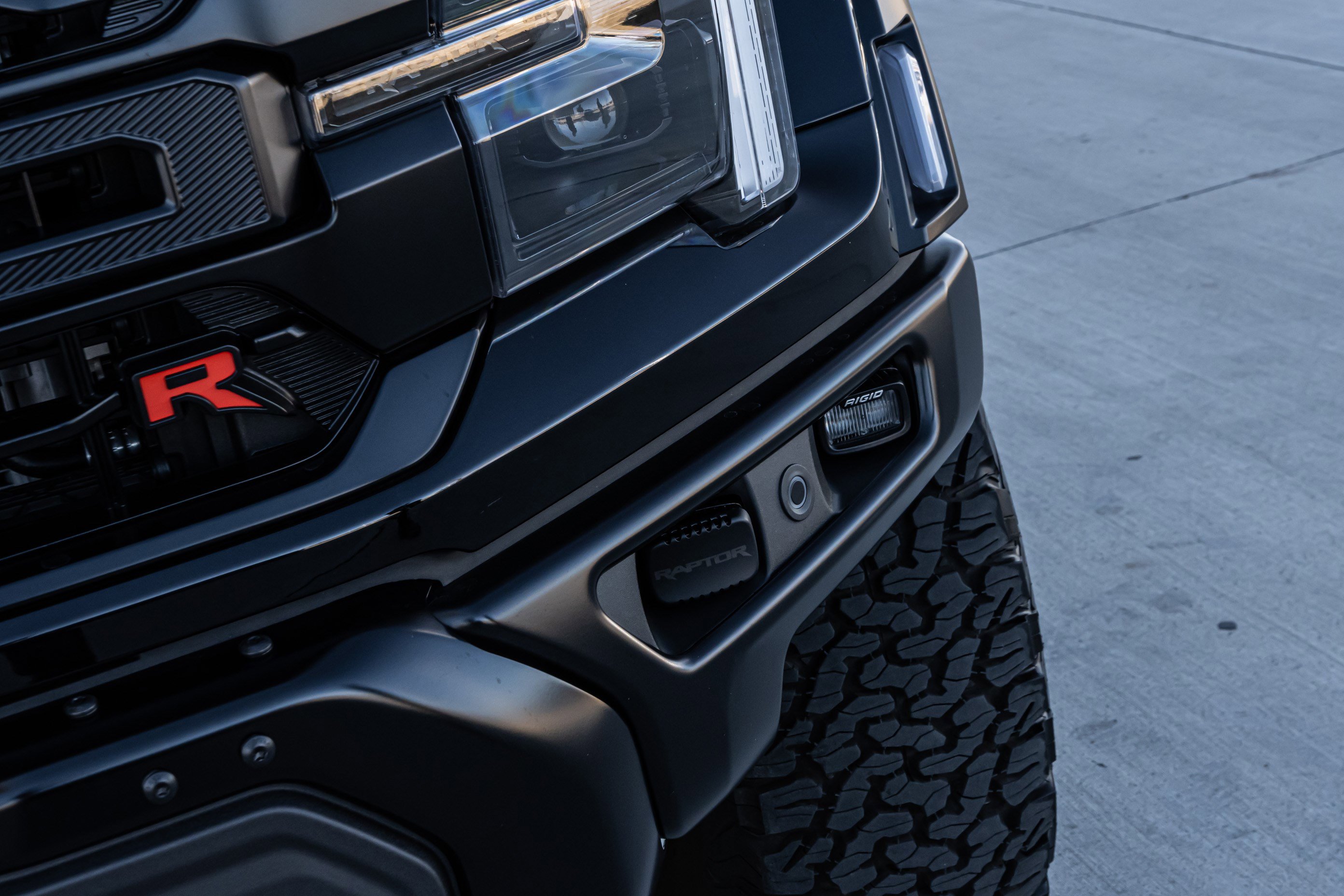 Used 2025 Ford F150 Raptor w/ Equipment Group 803A Raptor R image 44