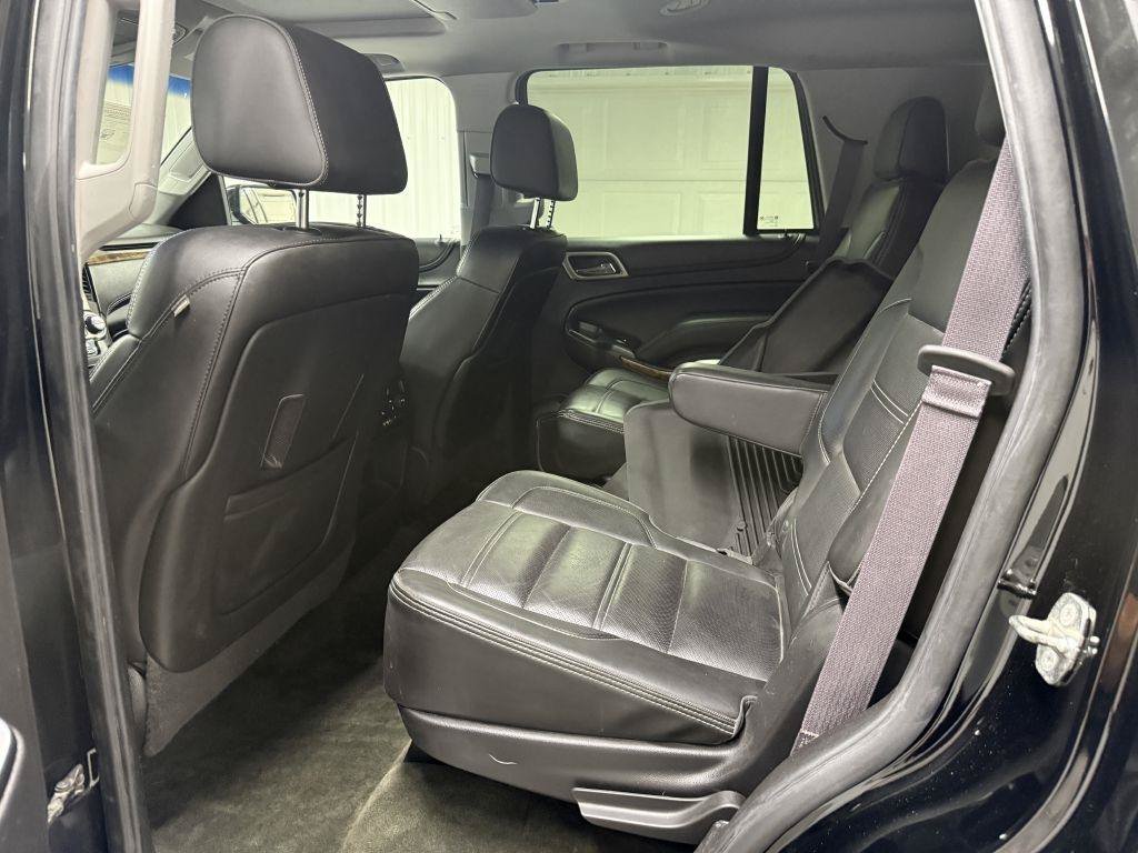 Used 2015 GMC Yukon Denali w/ Premium Package AWD/4WD image 24