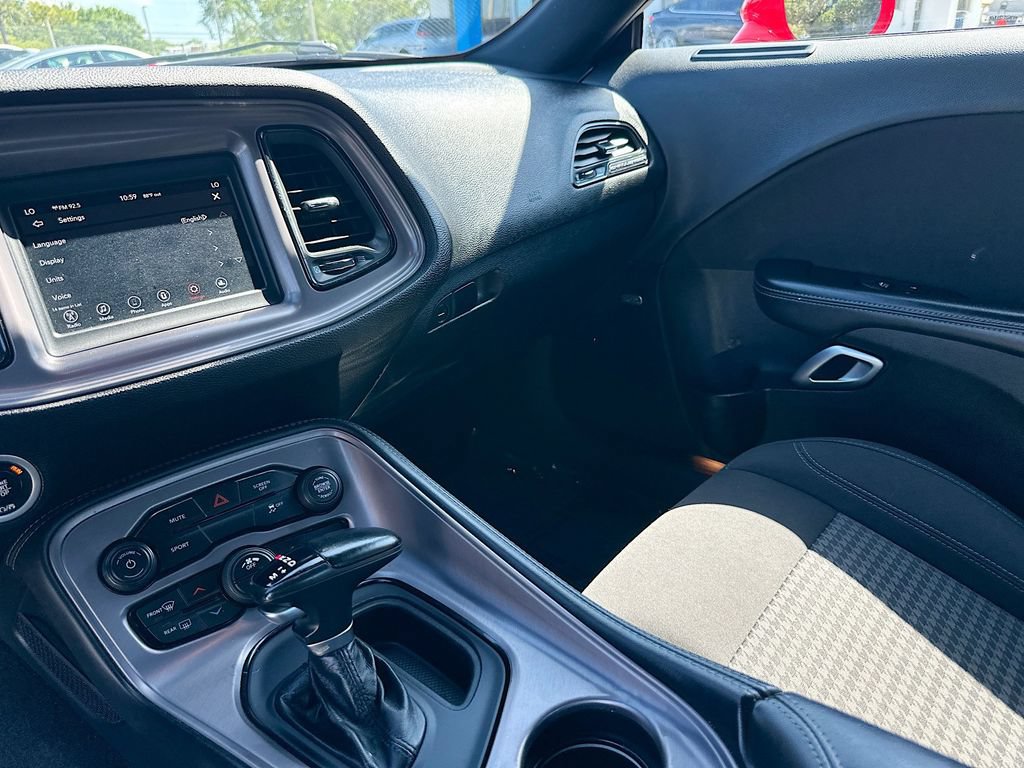Used 2023 Dodge Challenger SXT RWD image 22