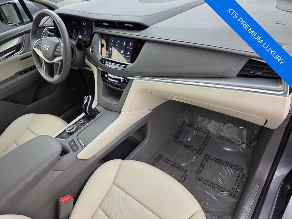 Used 2023 Cadillac XT5 Premium Luxury FWD image 30