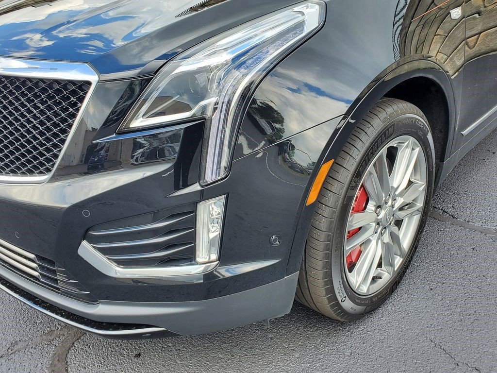 Certified 2023 Cadillac XT5 Sportv w/ Technology Package AWD/4WD image 9