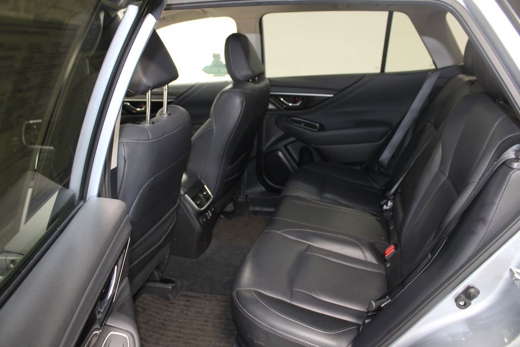 Used 2023 Subaru Outback Limited image 22