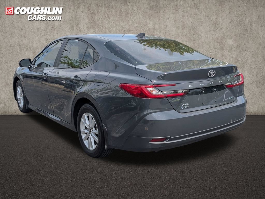 Used 2025 Toyota Camry LE AWD/4WD image 10