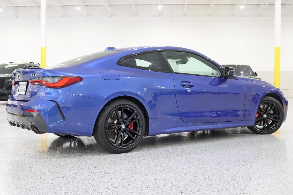 Used 2024 BMW 430i xDrive Coupe w/ M Sport Package AWD/4WD image 8