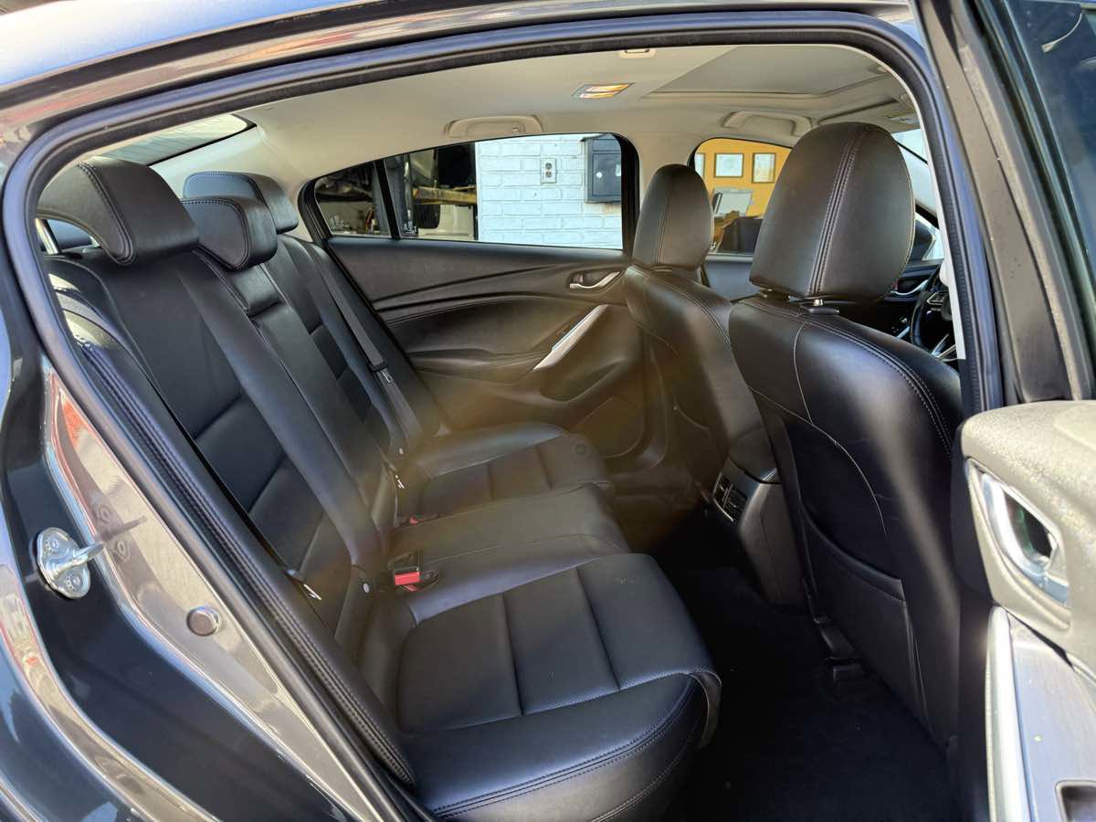 Used 2017 MAZDA MAZDA6 Touring image 11