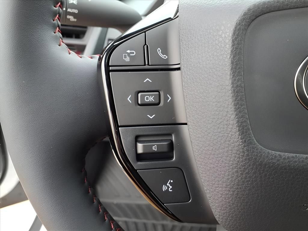 New 2026 Toyota Prius Plug-In Hybrid FWD image 19