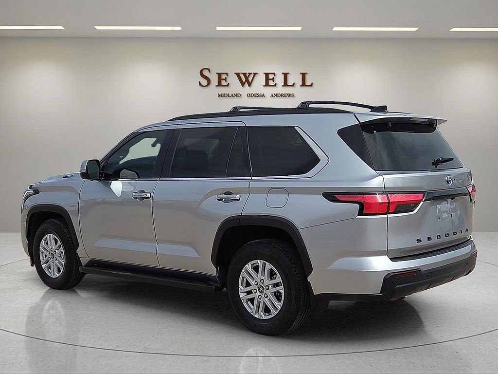 Used 2024 Toyota Sequoia SR5 w/ SR5 Premium Package AWD/4WD image 3