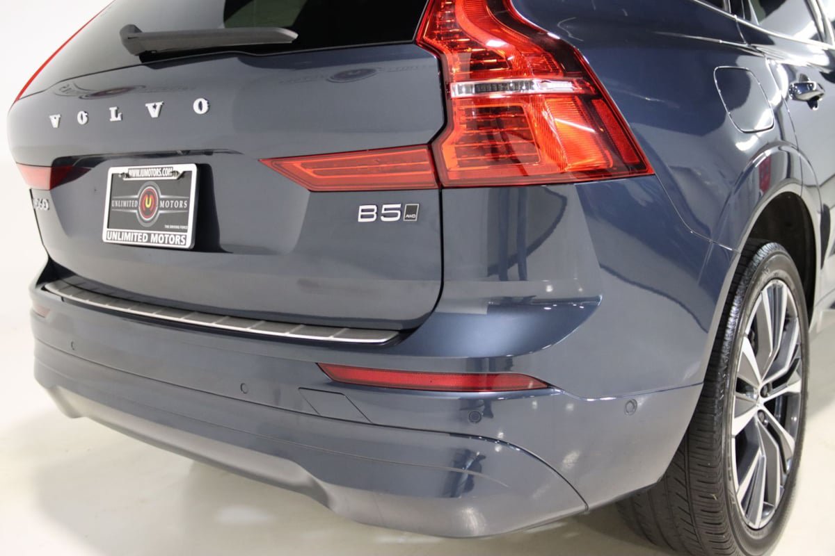 Used 2022 Volvo XC60 B5 Momentum w/ Advanced Package AWD/4WD image 65