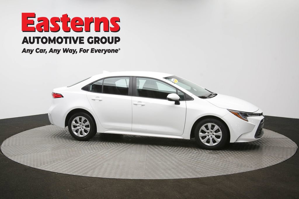 Used 2024 Toyota Corolla LE image 45