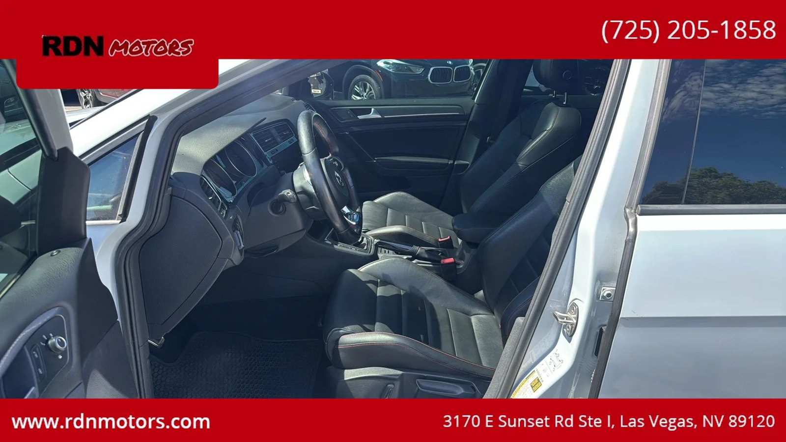 Used 2020 Volkswagen GTI SE FWD image 10