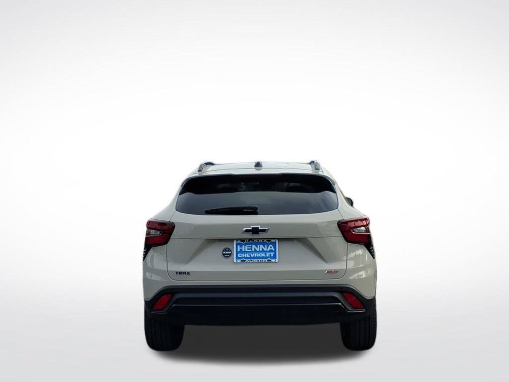 New 2026 Chevrolet Trax RS w/ Driver Confidence Package FWD image 4