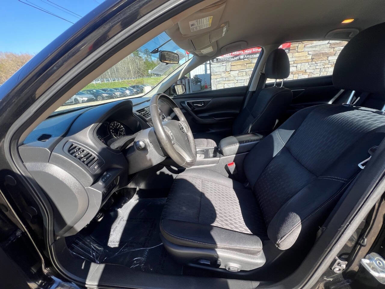 Used 2017 Nissan Altima 2.5 SV image 16
