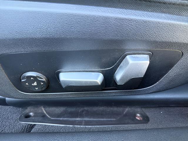 Used 2021 BMW 430i Coupe w/ M Sport Package image 10