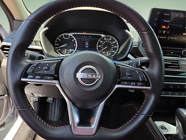 Used 2024 Nissan Altima 2.5 SR w/ SR Premium Package FWD image 24