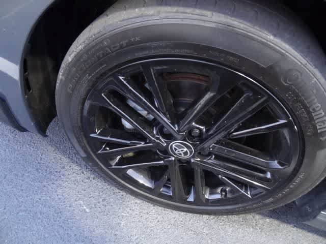 Used 2025 Toyota Camry SE FWD image 14