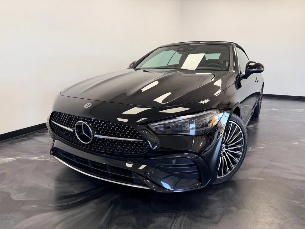 Used 2025 Mercedes-Benz CLE 450 4MATIC Cabriolet image 19