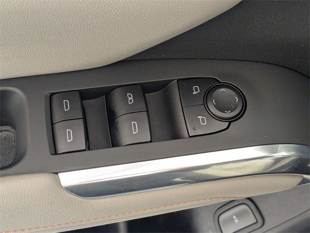 Certified 2025 Chevrolet Traverse LT image 12