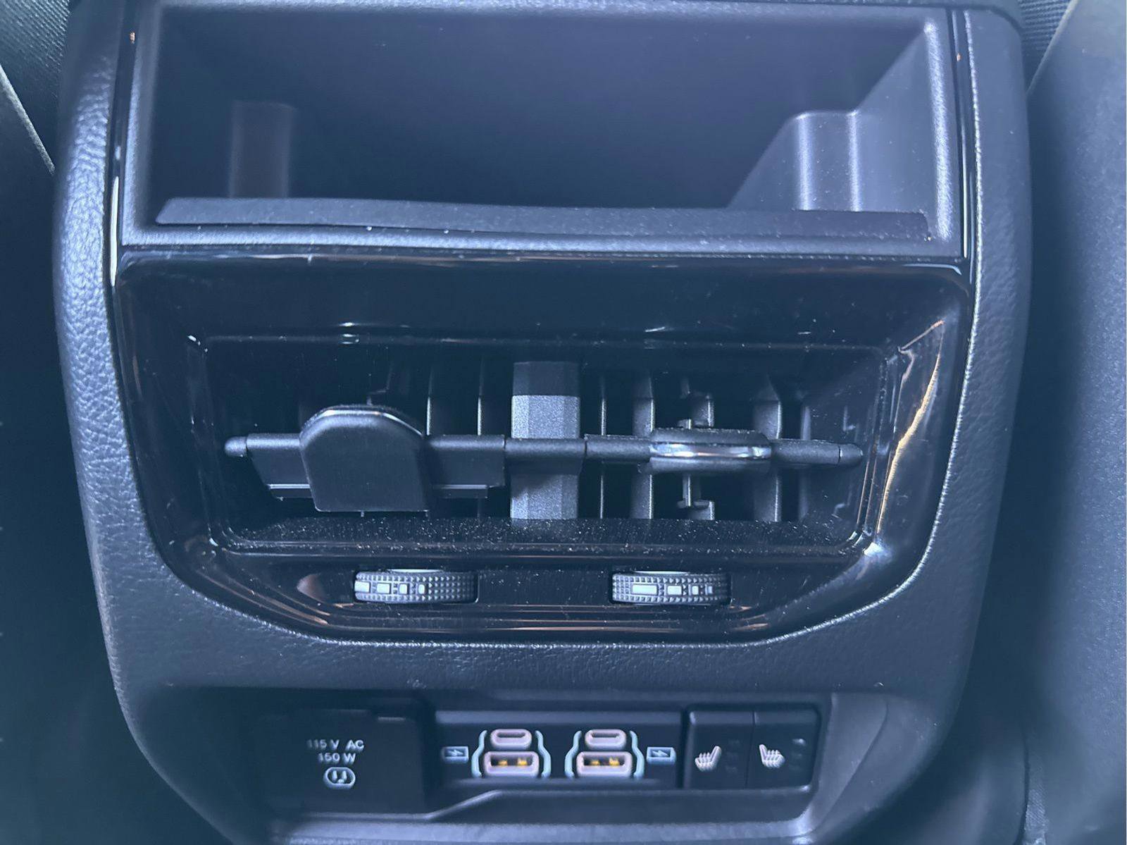 Certified 2024 Jeep Grand Cherokee Limited image 18