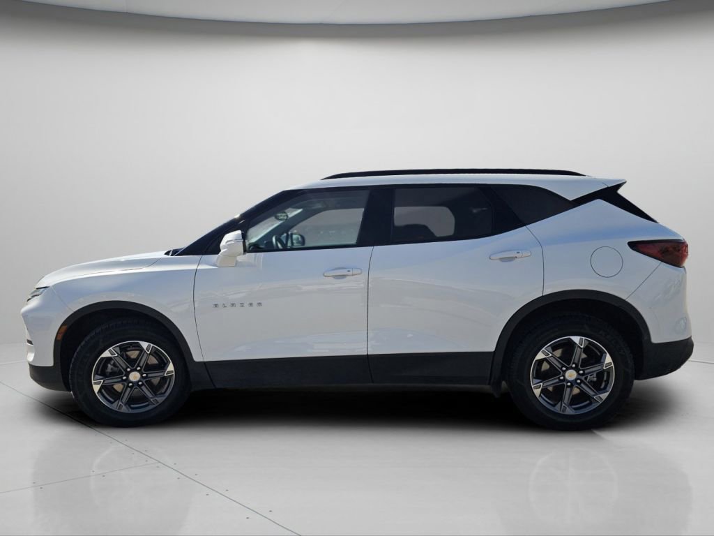 Used 2024 Chevrolet Blazer LT AWD/4WD image 20
