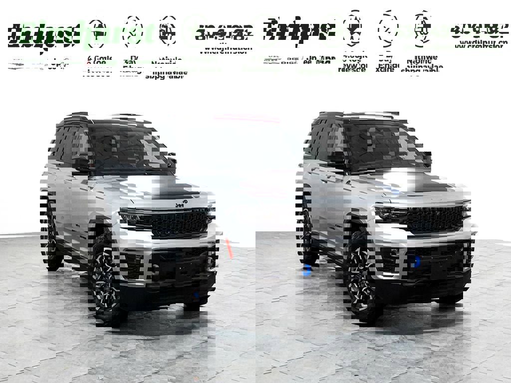 Used 2023 Jeep Grand Cherokee Trailhawk AWD/4WD image 1