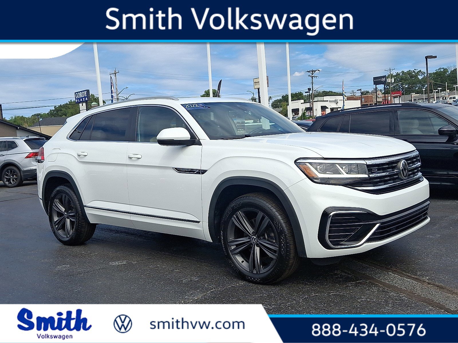 Certified 2022 Volkswagen Atlas Cross Sport SEL R-Line