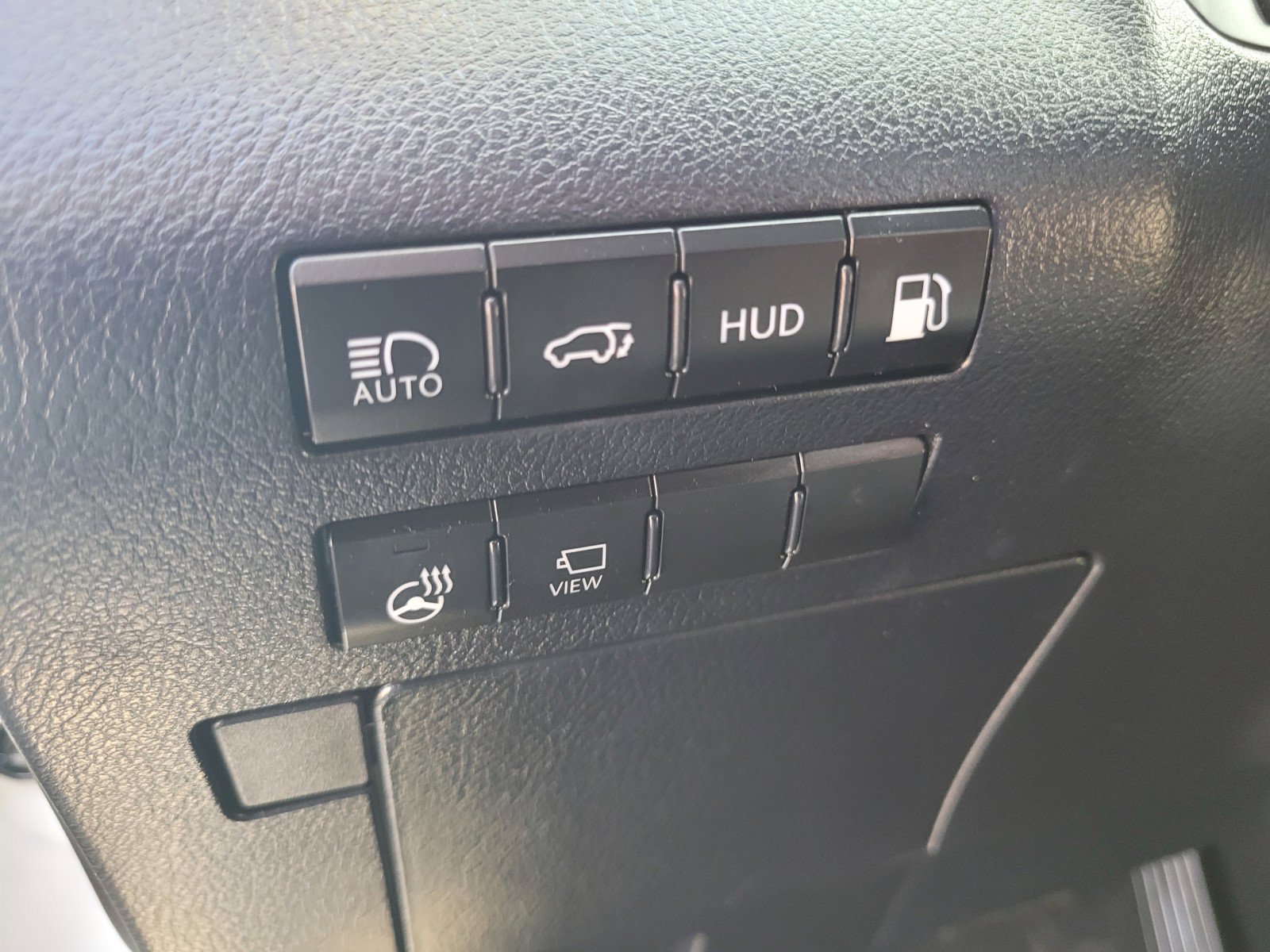 Used 2022 Lexus RX 450hL Luxury w/ Cold Area Package (CT) AWD/4WD image 16