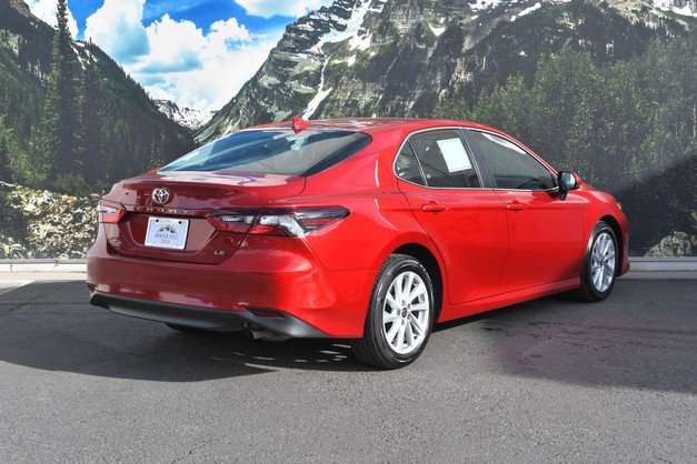 Certified 2023 Toyota Camry LE image 3