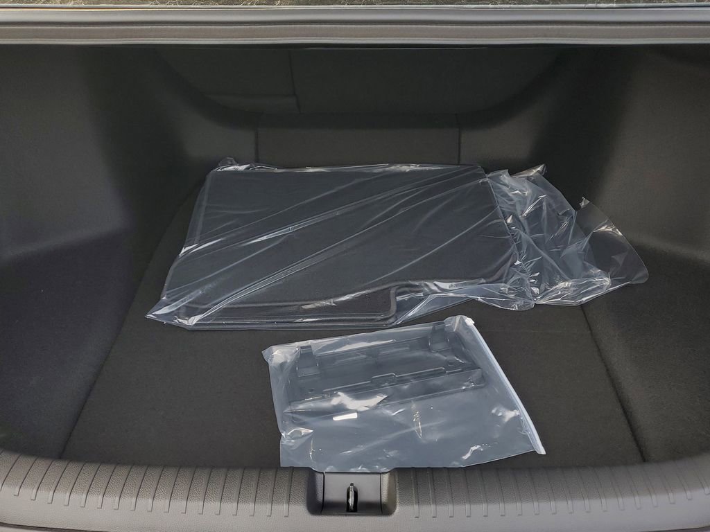 New 2025 Honda Accord Sport image 32