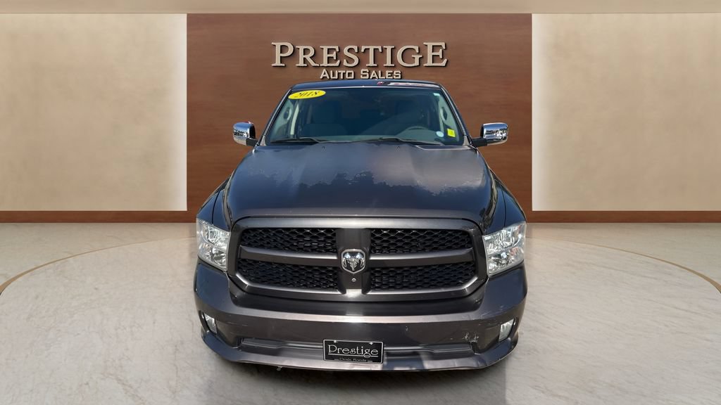 Used 2018 RAM 1500 Express RWD image 29