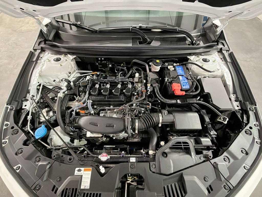 Certified 2025 Honda Accord LX image 28