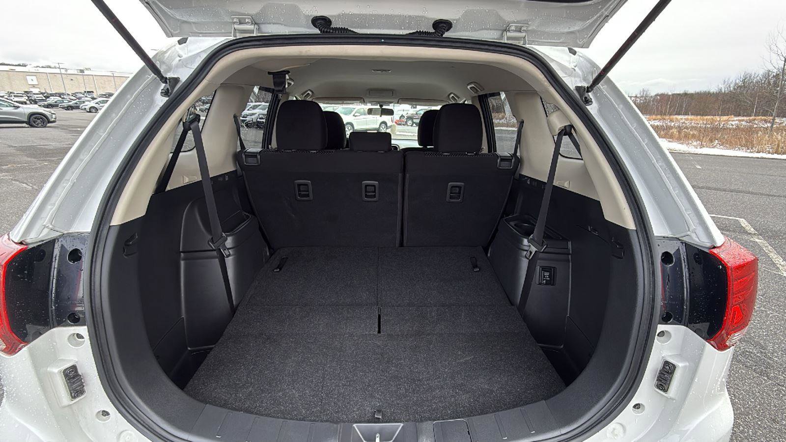 Used 2019 Mitsubishi Outlander ES image 21