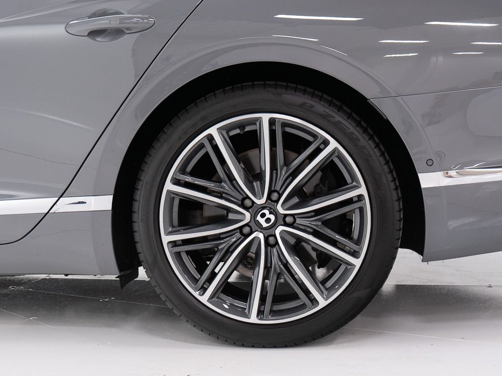 Certified 2022 Bentley Flying Spur V8 AWD/4WD image 44