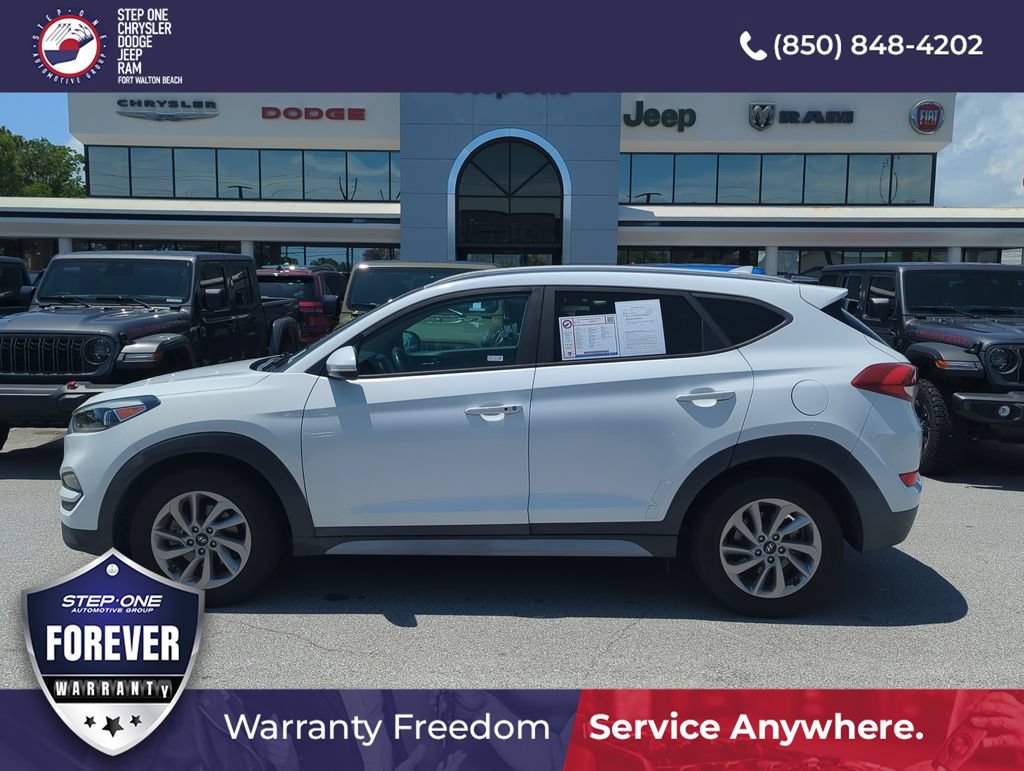 Used 2017 Hyundai Tucson SE Plus FWD image 3