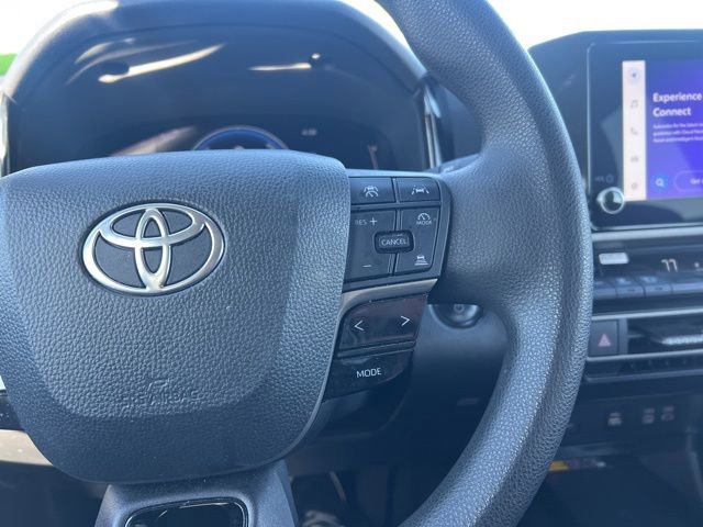 Used 2025 Toyota Camry LE image 35
