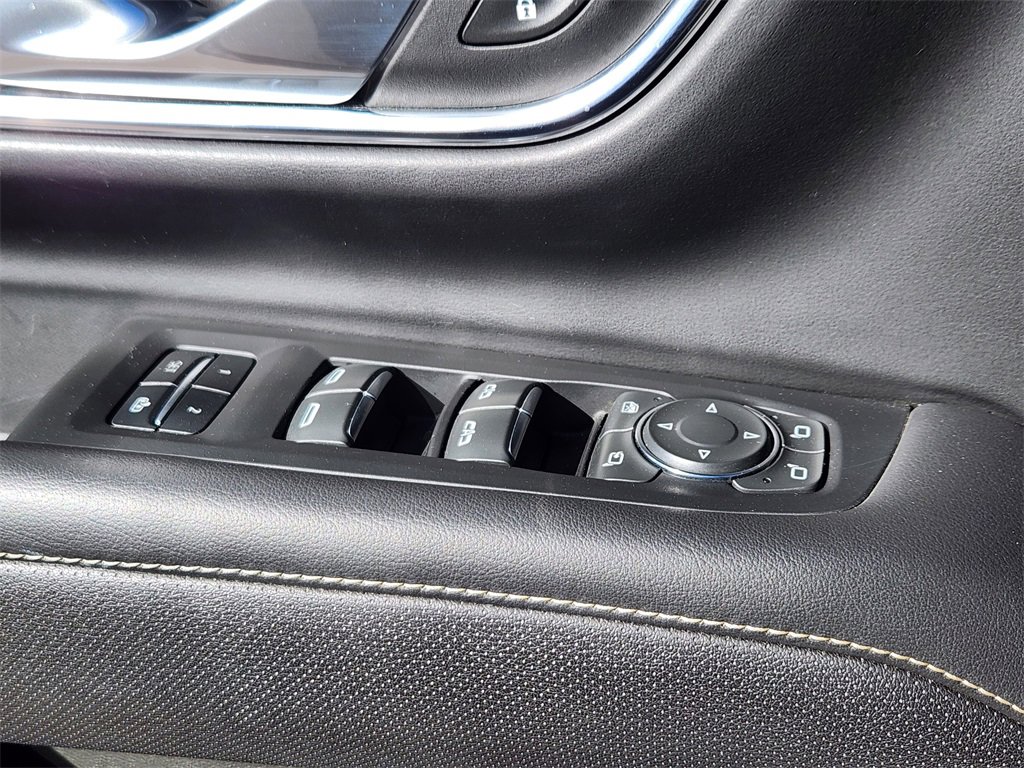 Used 2024 Chevrolet Tahoe Premier image 4