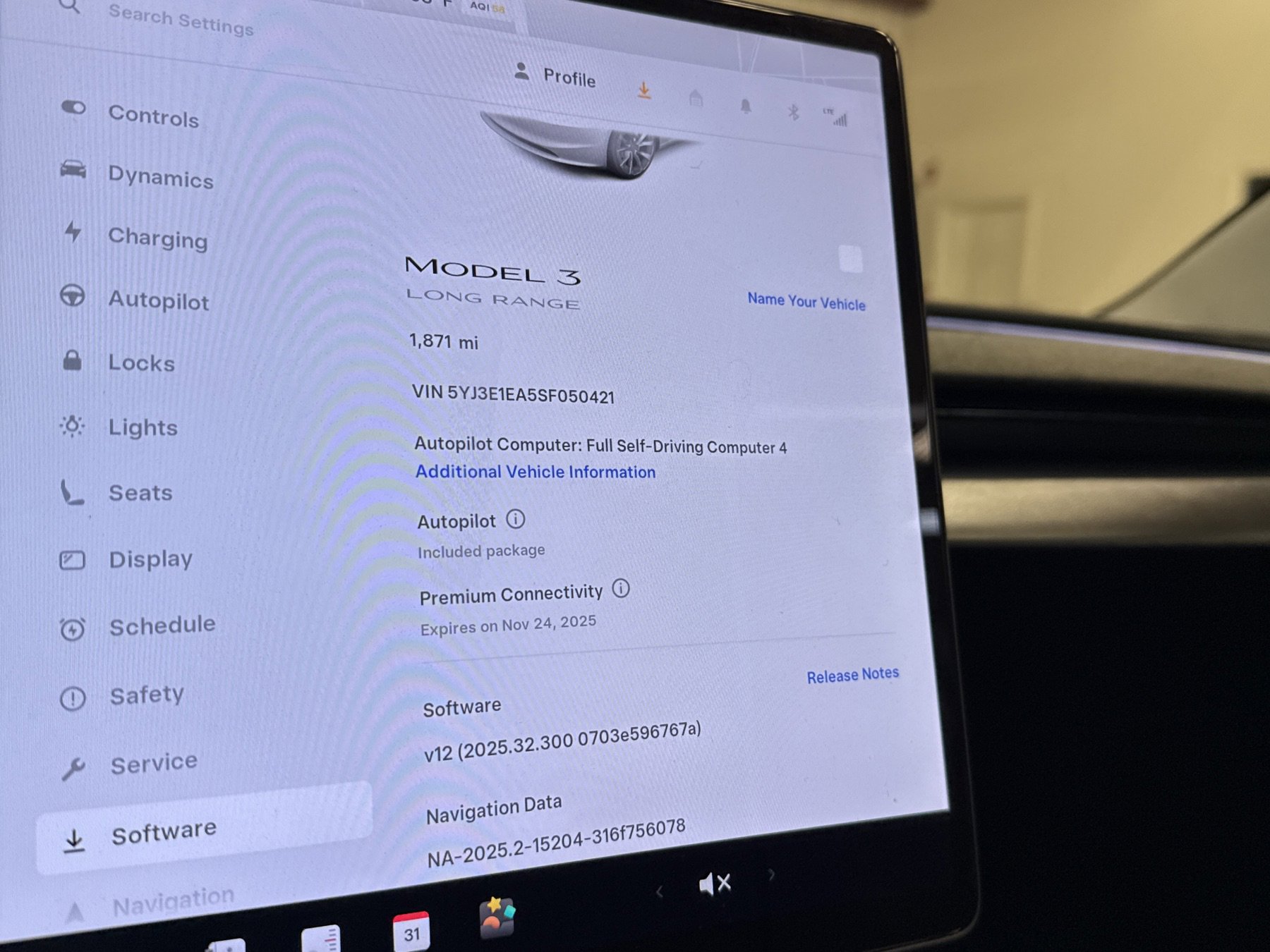 Used 2025 Tesla Model 3 Long Range image 7