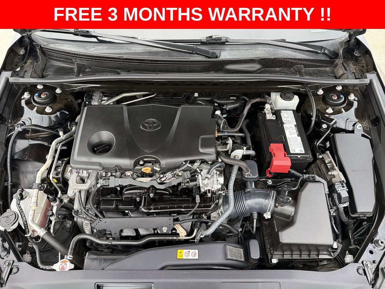 Used 2022 Toyota Camry SE FWD image 11
