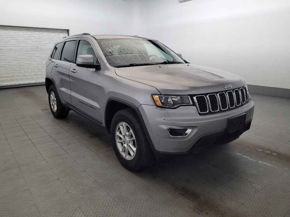 Used 2020 Jeep Grand Cherokee Laredo AWD/4WD image 13