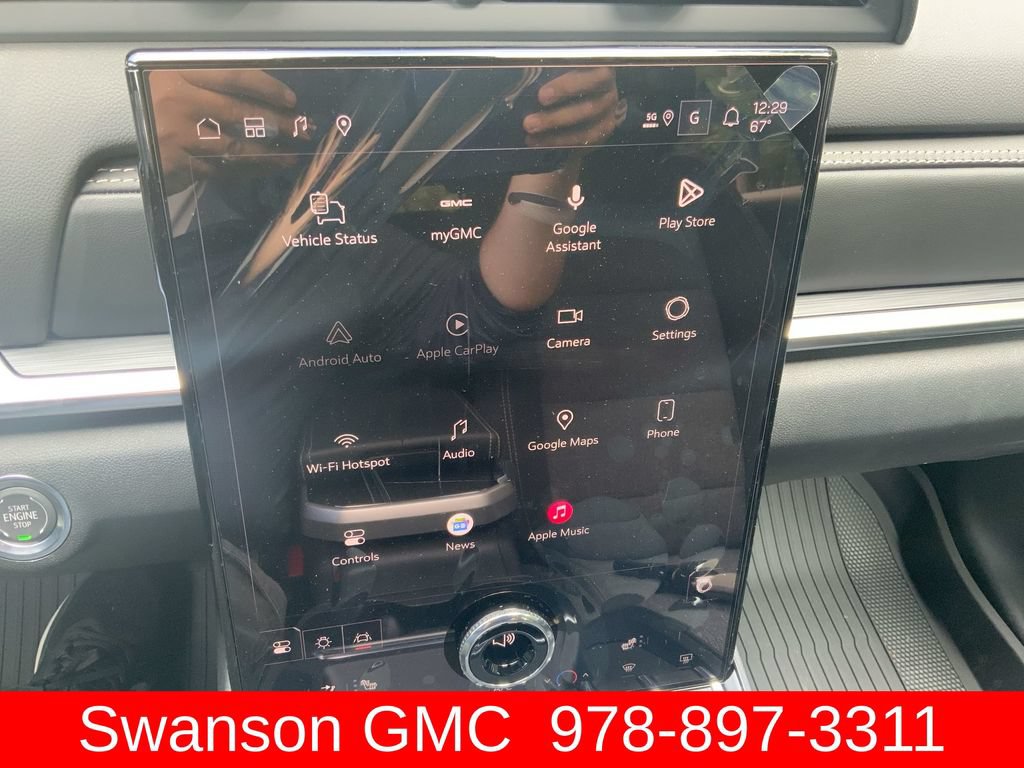 New 2027 GMC Terrain Elevation w/ LPO, Floor Liner Package AWD/4WD image 12