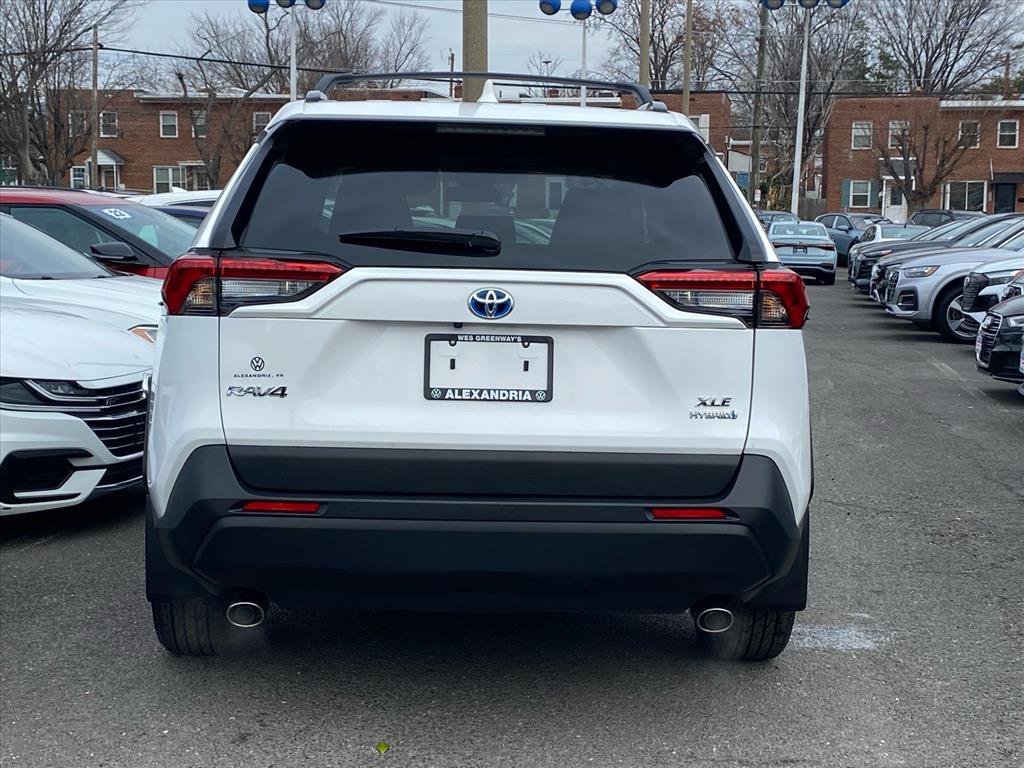 Used 2024 Toyota RAV4 XLE image 4